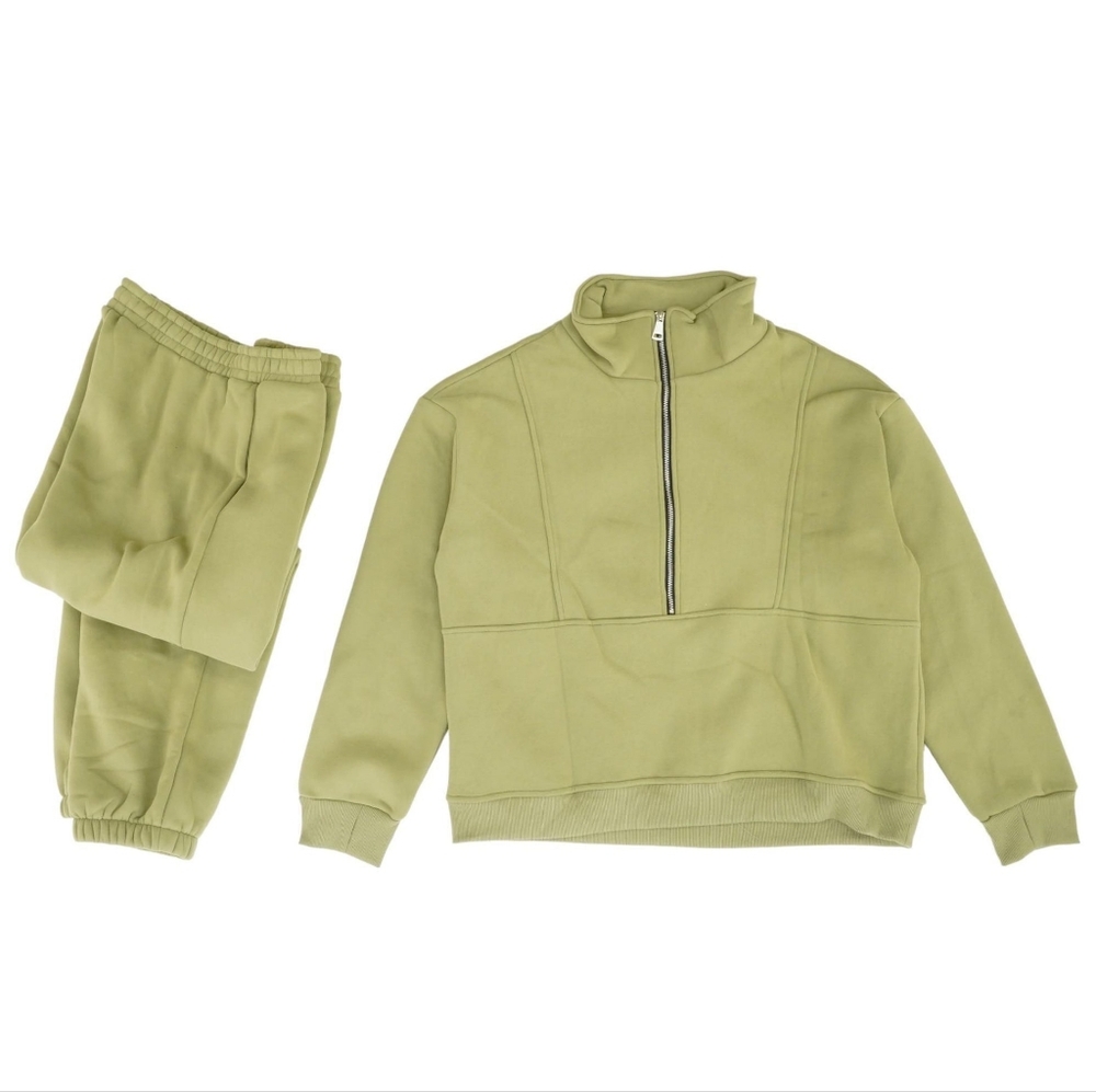 Green Solid Zip Pullover & Pants